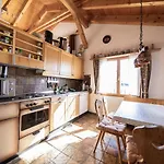 Casa de Férias Cozy Family Chalet With Fireplace Alvaneu